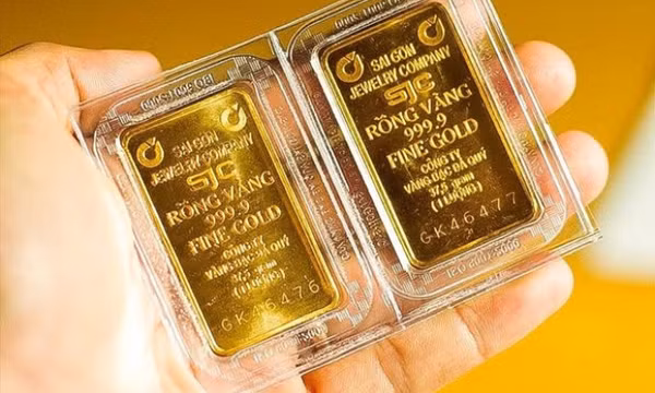 Kỳ vọng thị trường minh bạch khi các ngân hàng bán thương hiệu vàng miếng riêng