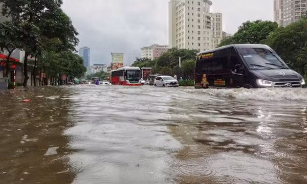 Mưa lũ sau bão số 11 khiến 7 người chết và mất tích, lũ sông Cầu vượt mốc lịch sử