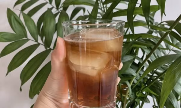 Đồ uống âm thầm đẩy nhanh suy giảm trí nhớ và gây hại cho não