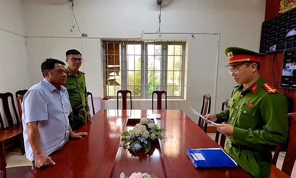 Khởi tố đối tượng lừa bán đất ở Đắk Lắk để chiếm đoạt gần 100 triệu đồng