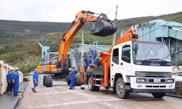 Phát huy vai trò hạt nhân lãnh đạo, xây dựng Đảng bộ trong sạch, vững mạnh