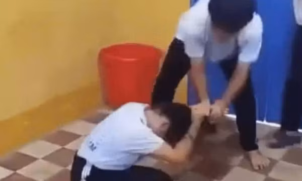 An Giang: Làm rõ vụ học sinh cấp 2 đánh bạn học