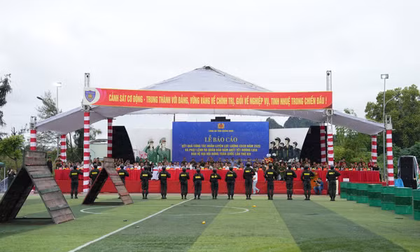 Báo cáo kết quả công tác huấn luyện lực lượng Cảnh sát cơ động năm 2025