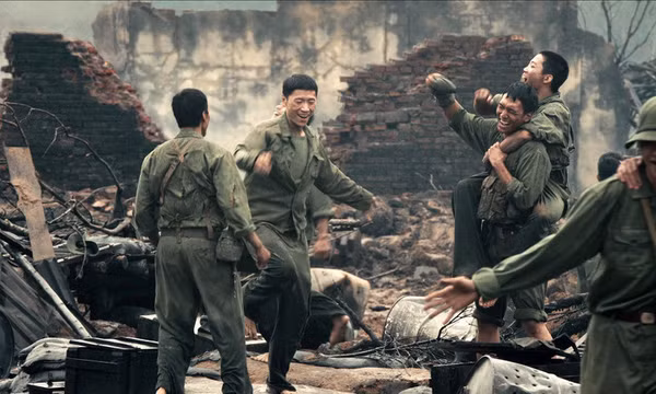 Nhà sản xuất “Mưa đỏ” cảnh báo vi phạm bản quyền phim