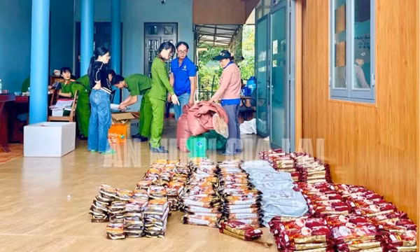 Công an đột kích lò sản xuất cà phê giả, kém chất lượng ở Gia Lai