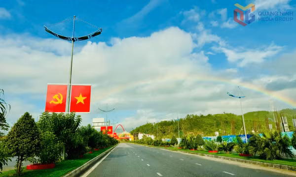 Bài 5: Hành động kiên quyết, minh bạch, nhất quán “ba trọng tâm – ba công khai – một thước đo”
