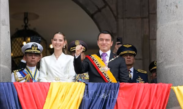 Ecuador điều tra âm mưu đầu độc tổng thống