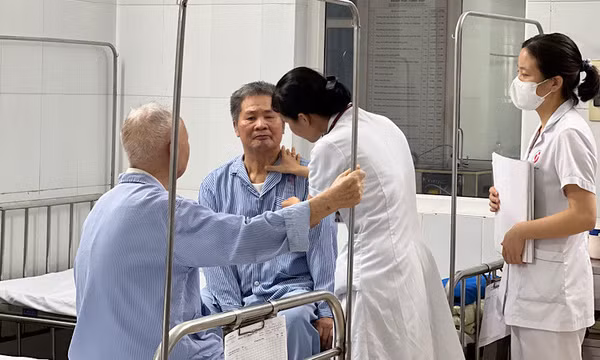 Bảo đảm kịp thời quyền lợi bảo hiểm y tế cho người dân bị ảnh hưởng bão, lũ