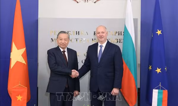 Tổng Bí thư Tô Lâm hội kiến Thủ tướng Bulgaria Rosen Zhelyazkov