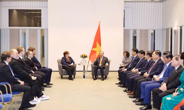 Tổng Bí thư Tô Lâm tiếp Chủ tịch Đảng Cộng sản Phần Lan Tiina Sandberg