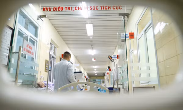 Nhập viện không có người thân, bệnh viện có được từ chối cấp cứu không?