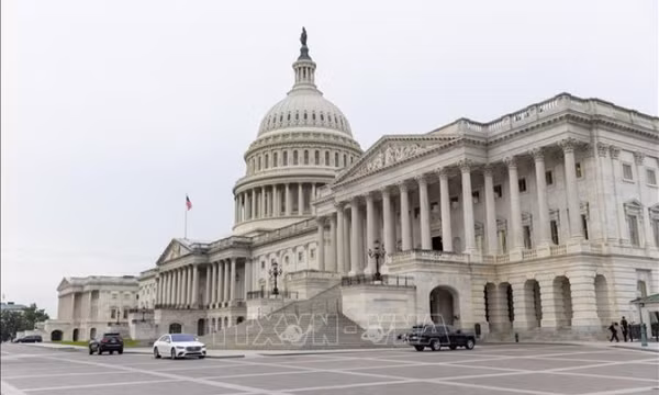 Tổng thống Mỹ Donald Trump gia tăng sức ép trong bối cảnh chính phủ tiếp tục đóng cửa