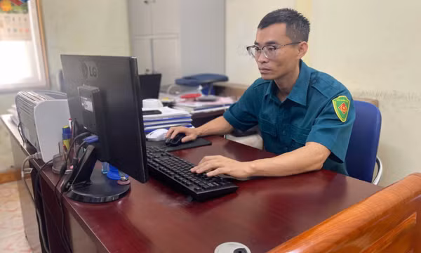 Cán bộ chuyên trách quân sự tận tâm, trách nhiệm 