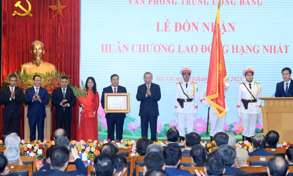 Xây dựng chuẩn mực nghiệp vụ văn phòng cấp ủy thống nhất từ Trung ương đến cơ sở