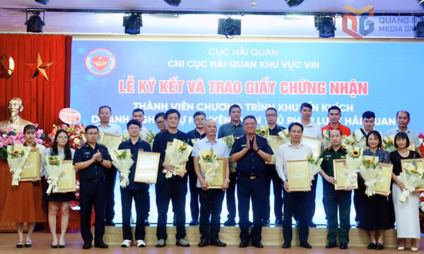Chi cục Hải quan khu vực VIII: Hội nghị gặp mặt doanh nghiệp lần thứ 2