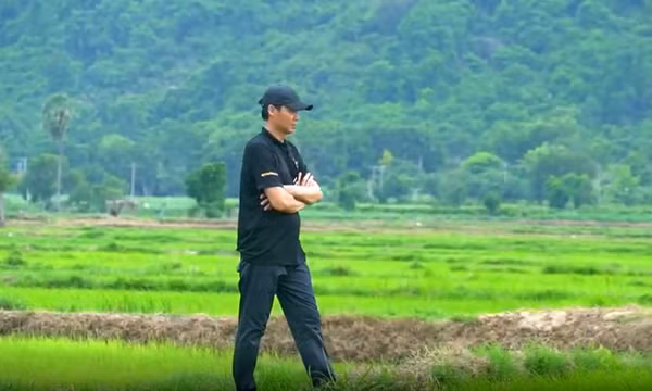 Đạo diễn Vũ Thành Vinh của “Chị ngã em nâng”: Chạm tay vào giấc mơ điện ảnh