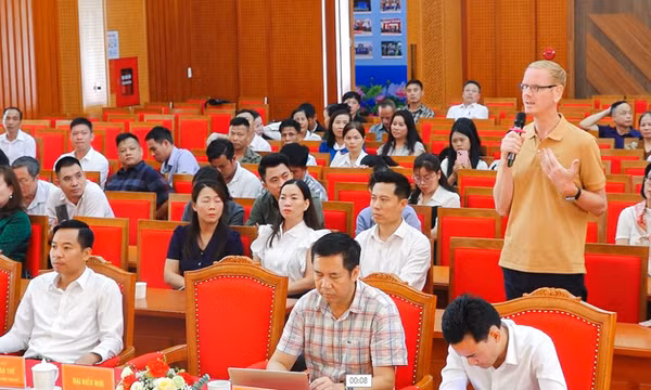 Vân Đồn: Gặp mặt doanh nghiệp nhân Ngày Doanh nhân Việt Nam 13/10