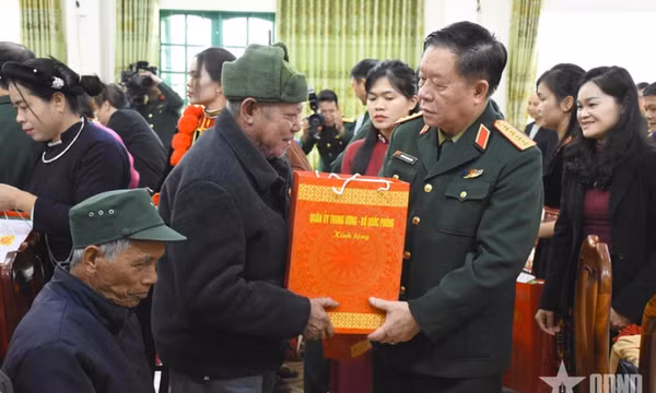 Xây dựng Đảng bộ Quân đội mẫu mực, tiêu biểu, ngang tầm nhiệm vụ