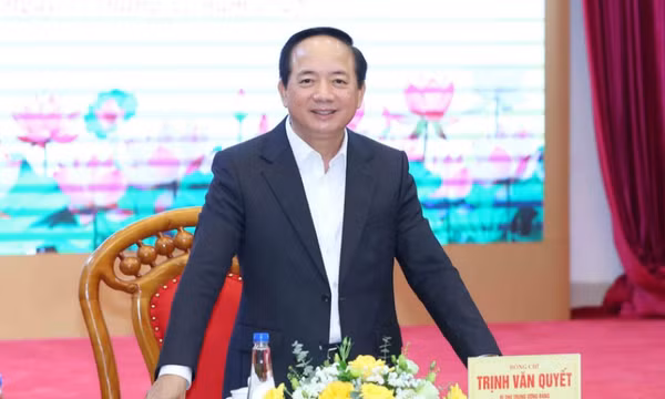Khơi dậy tinh thần yêu nước, ý chí quyết tâm thực hiện thắng lợi mục tiêu chiến lược trong kỷ nguyên mới