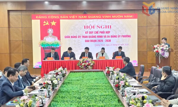 Đảng ủy Than Quảng Ninh ký quy chế phối hợp với Đảng ủy 4 phường