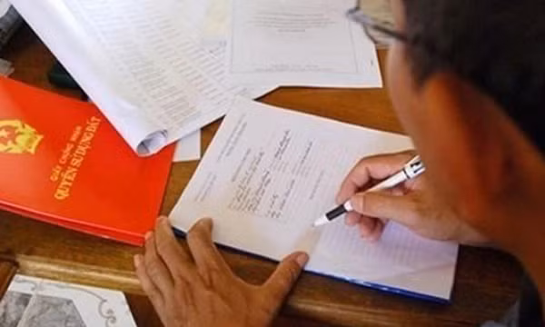 Đất nhà máy giao cho công nhân, làm thế nào để cấp Giấy chứng nhận?