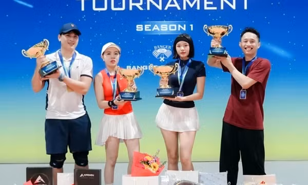 Á khôi Hoài Phương vô địch thể thức pickleball mới lạ