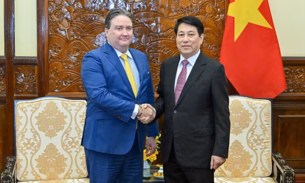 Chủ tịch nước Lương Cường tiếp Đại sứ Hoa Kỳ Marc Knapper chào từ biệt