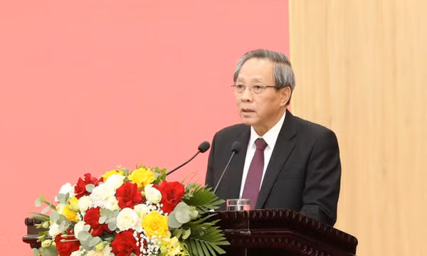 Xây dựng đội ngũ cán bộ đáp ứng yêu cầu lãnh đạo phát triển đất nước trong giai đoạn mới