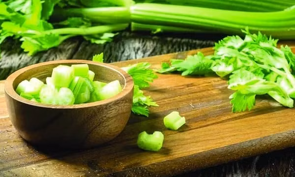 Các loại rau nào giàu canxi?