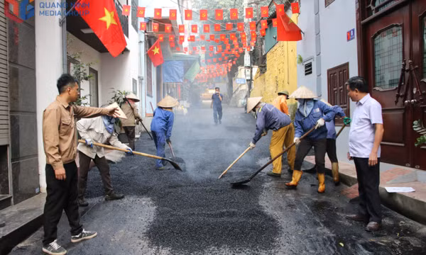 Những con đường mùa xuân