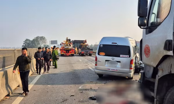 Bước đầu xác định nguyên nhân vụ tai nạn trên cao tốc khiến 4 người chết tại Thanh Hóa