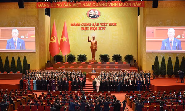 Chỉ thị của Bộ Chính trị về nghiên cứu, học tập, quán triệt, tuyên truyền và triển khai thực hiện Nghị quyết Đại hội đại biểu toàn quốc lần thứ XIV của Đảng