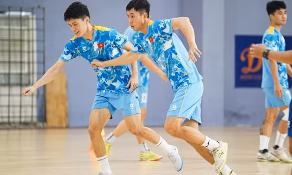 Tuyển futsal Việt Nam gút danh sách đấu Thái Lan