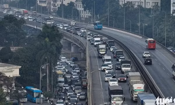 Xử lý gần 10.500 tài xế vi phạm trong ngày đầu năm, tai nạn giảm mạnh