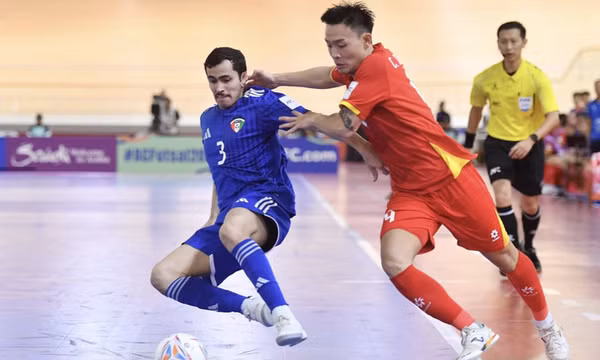 Tuyển futsal Việt Nam hạ Kuwait kịch tính ở giải châu Á