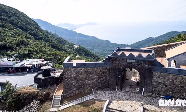 Hải Vân Quan đón khách trở lại cuối năm 2023