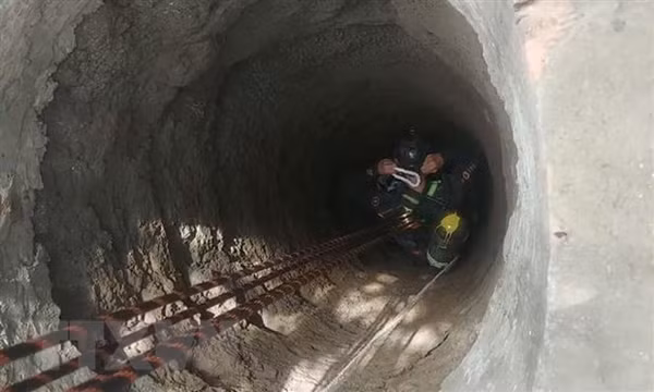 Thương tâm bé trai 8 tuổi rơi xuống giếng, ông ngoại không cứu kịp