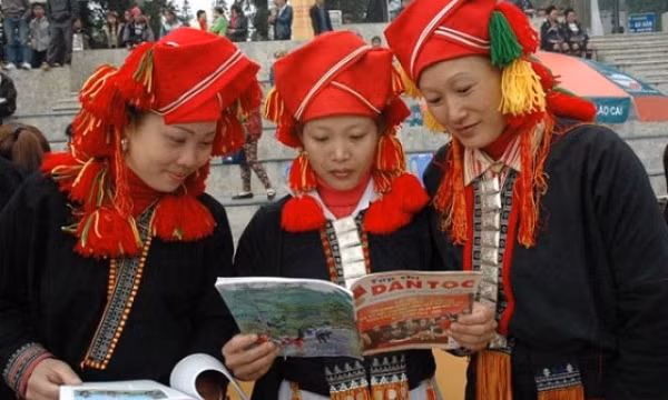 Đặt hàng cấp một số ấn phẩm báo, tạp chí cho vùng đồng bào dân tộc thiểu số và miền núi