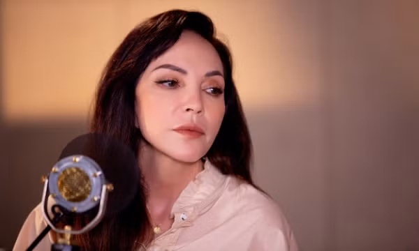 Thanh Hà ra MV kỷ niệm 30 năm ca hát