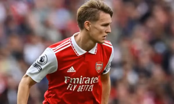 Odegaard chốt khả năng rời Arsenal