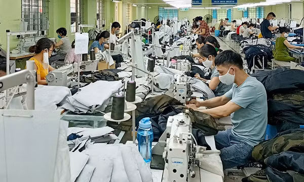 Linh hoạt, sáng tạo chuyển đổi sản xuất để vượt khó