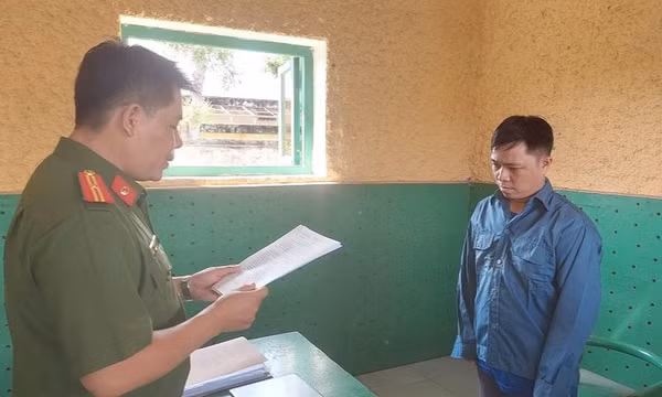 Quản lý nhà trọ trộm vàng trị giá gần 1 tỉ đồng rồi bỏ trốn 