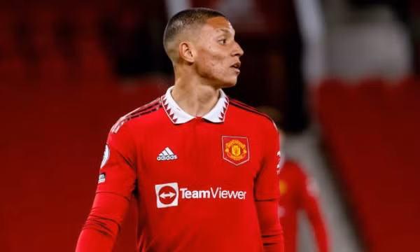 M.U ký HĐ với tiền đạo Nam Mỹ