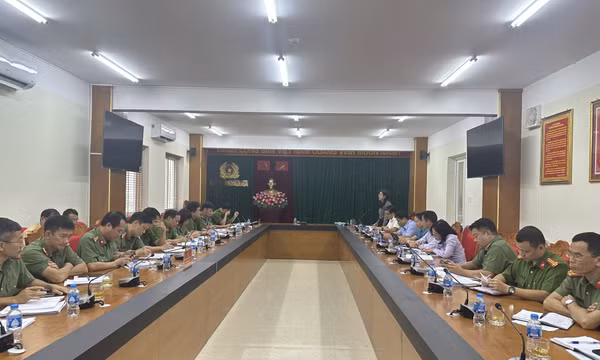 Ban Pháp chế HĐND tỉnh làm việc với Công an tỉnh