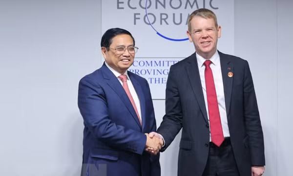 Thủ tướng Phạm Minh Chính gặp gỡ song phương với Thủ tướng New Zealand