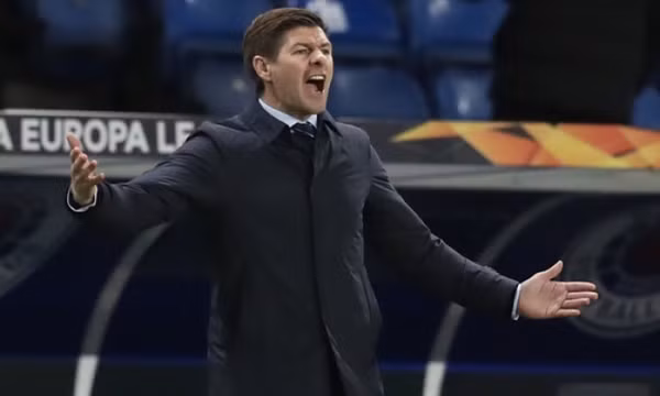Steven Gerrard có thể đến Saudi Arabia làm HLV