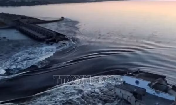 Ukraine cảnh báo tác động tiêu cực đối với môi trường do vụ vỡ đập thủy điện Kakhovka
