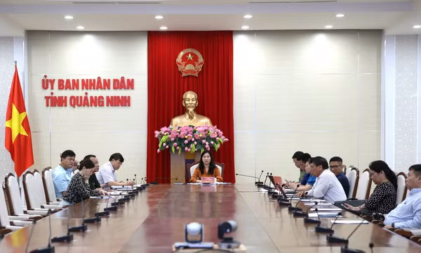Việt Nam đủ điều kiện chuyển Covid-19 sang bệnh truyền nhiễm nhóm B