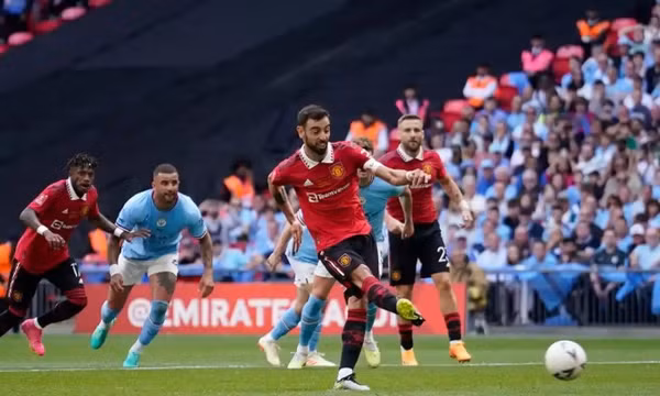 Man City hạ Man Utd ở chung kết Cup FA
