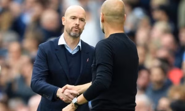 Man United gây sốc, hỏi mua tiền vệ Man City